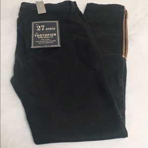 J.crew Black Toothpick Moto Style Zipper Jeans